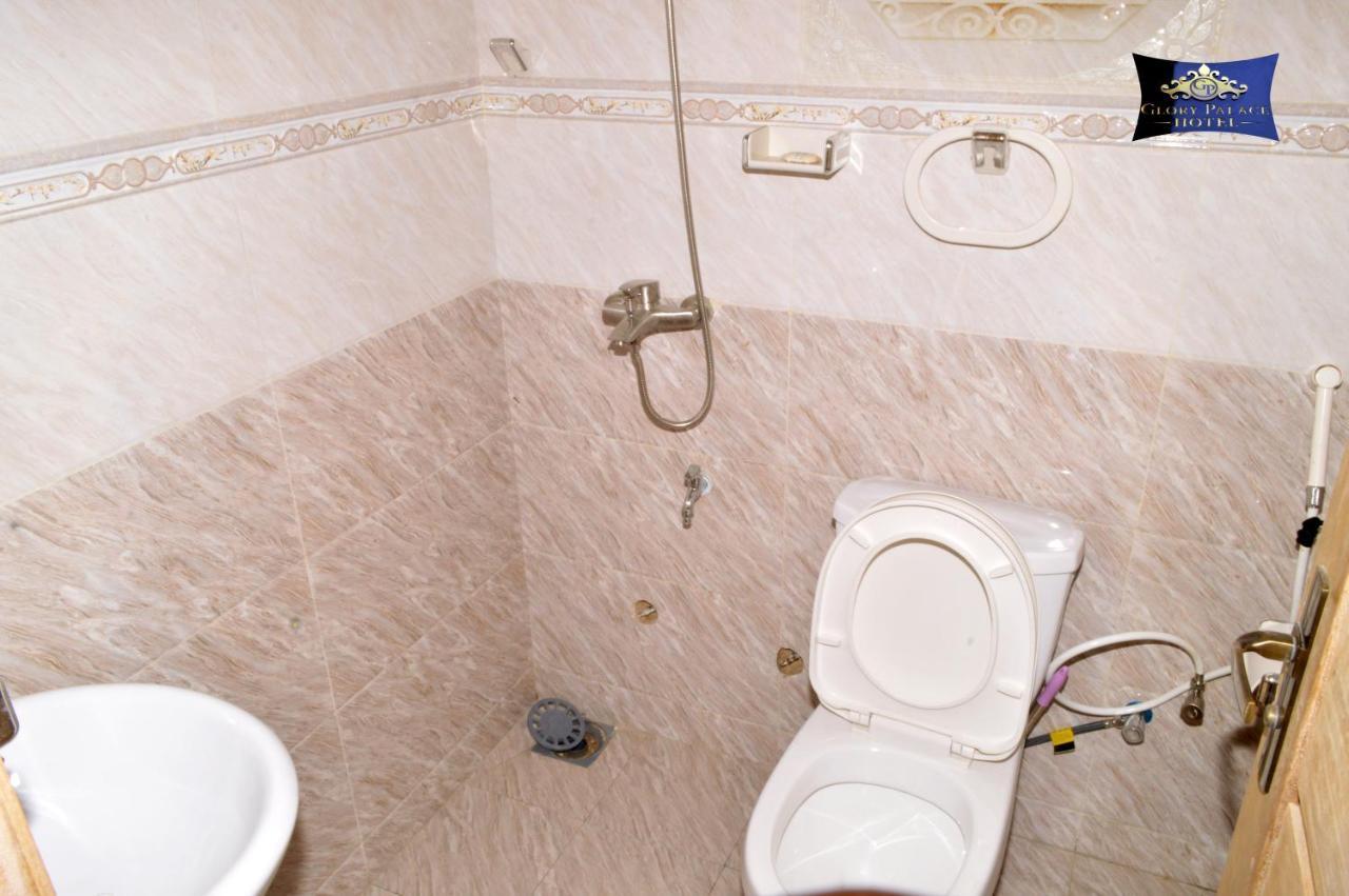 Glory Palace Hotel Котону Екстериор снимка