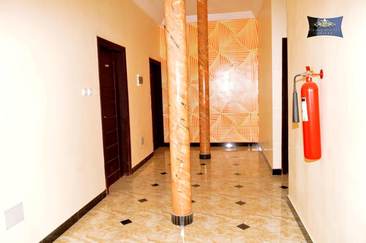 Glory Palace Hotel Котону Екстериор снимка