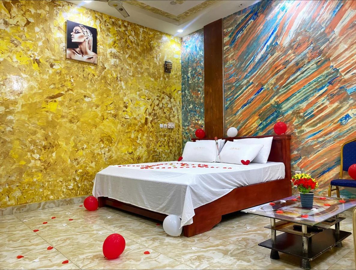 Glory Palace Hotel Котону Екстериор снимка